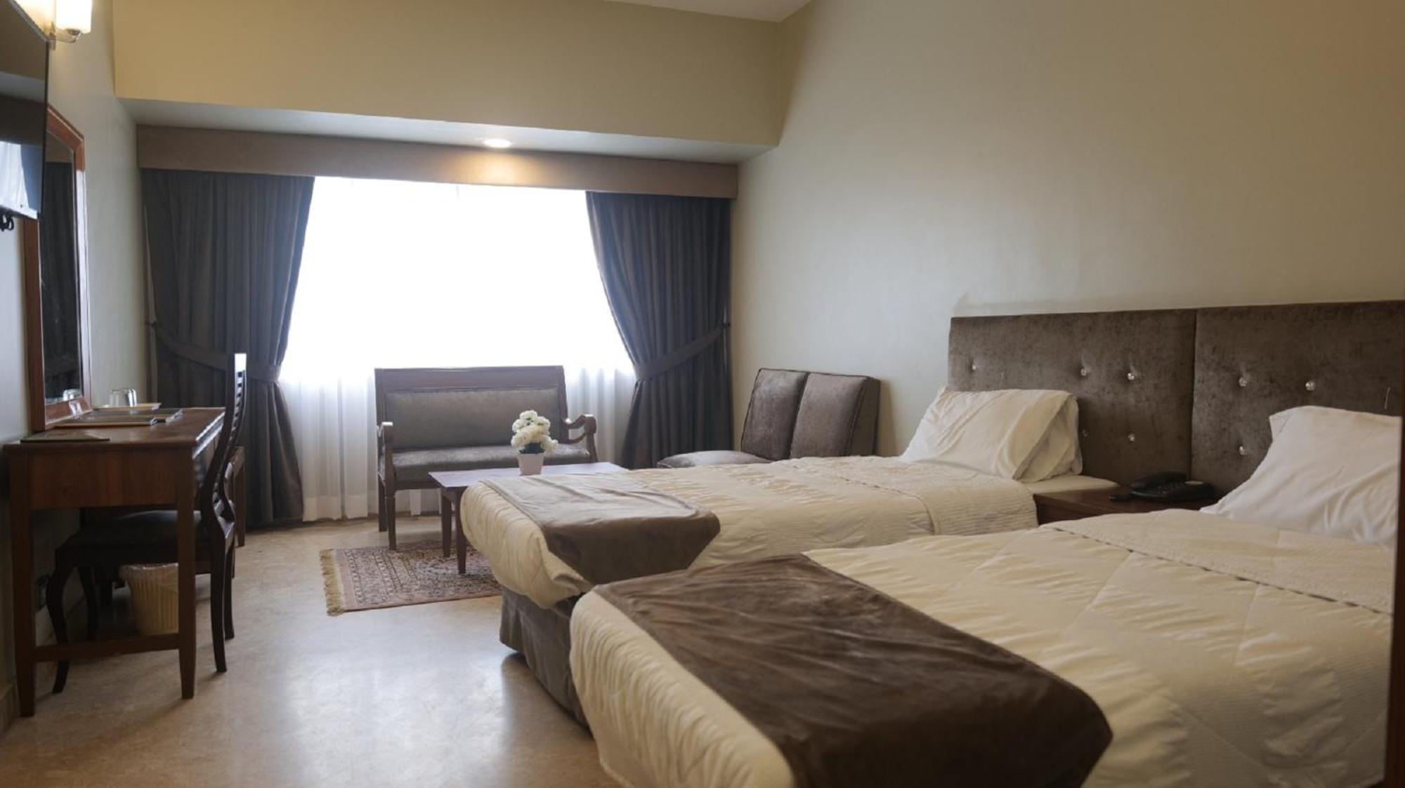Faran Hotel Karachi Exterior photo
