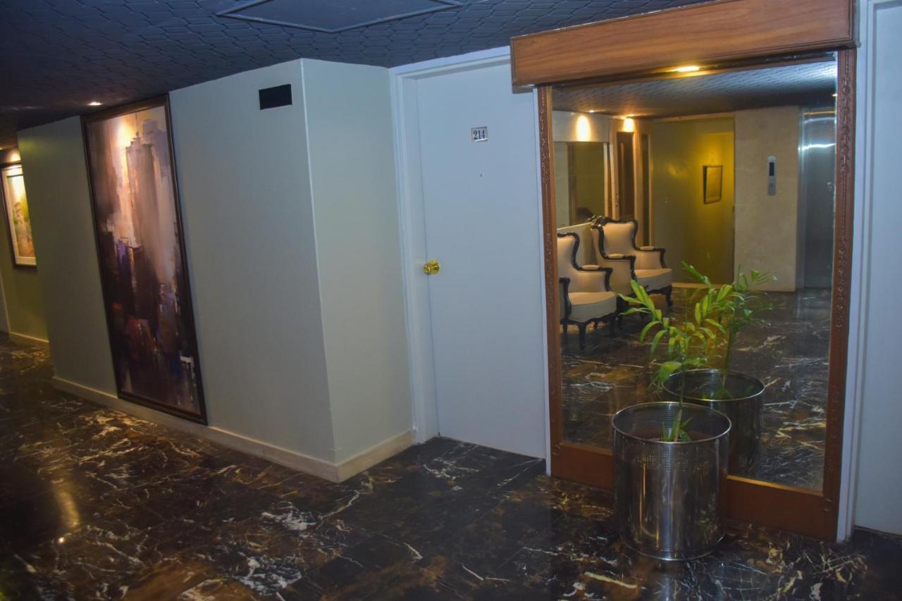 Faran Hotel Karachi Exterior photo
